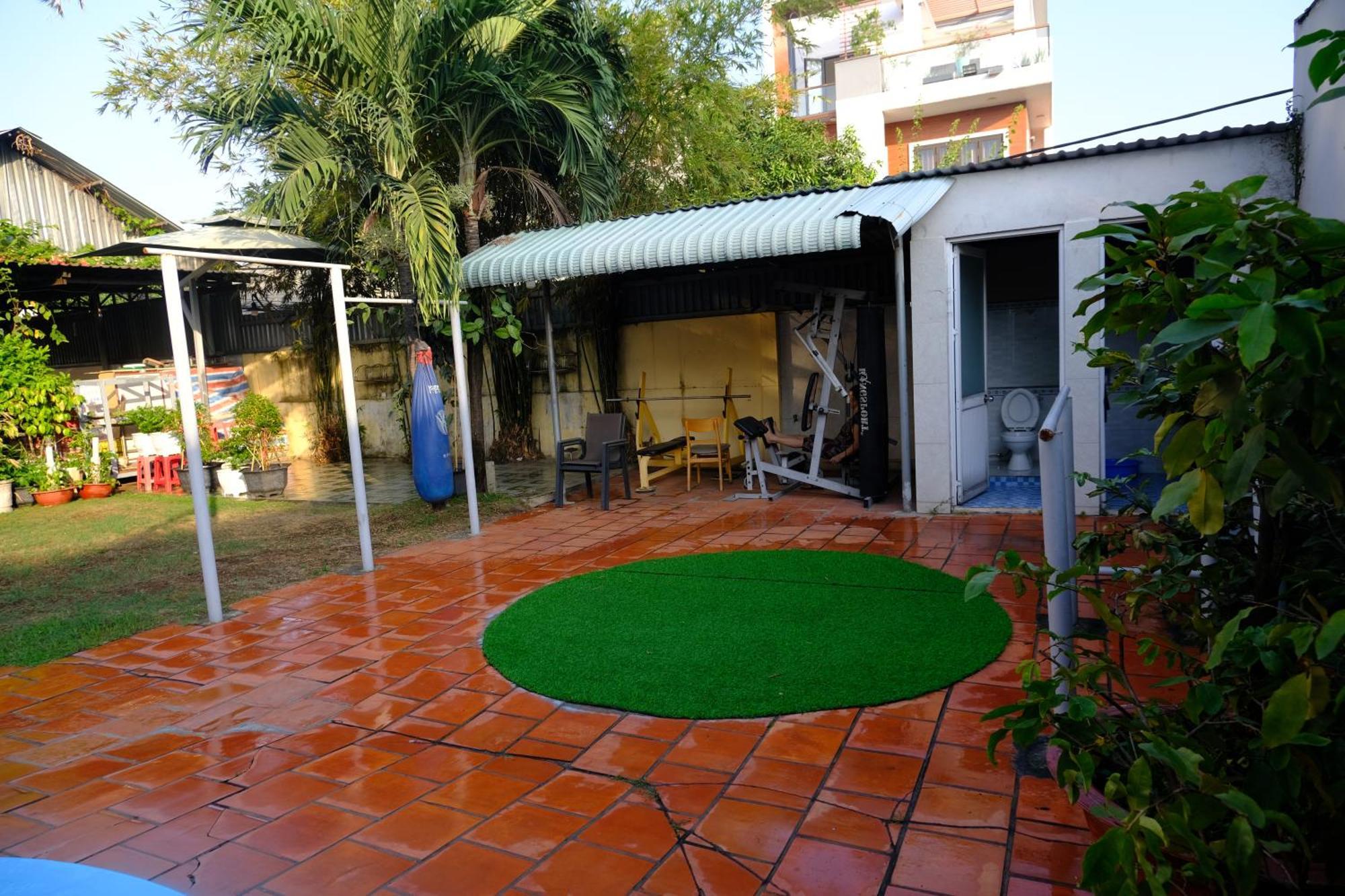Hoa Phat Hotel & Apartment Cidade de Ho Chi Minh Exterior foto