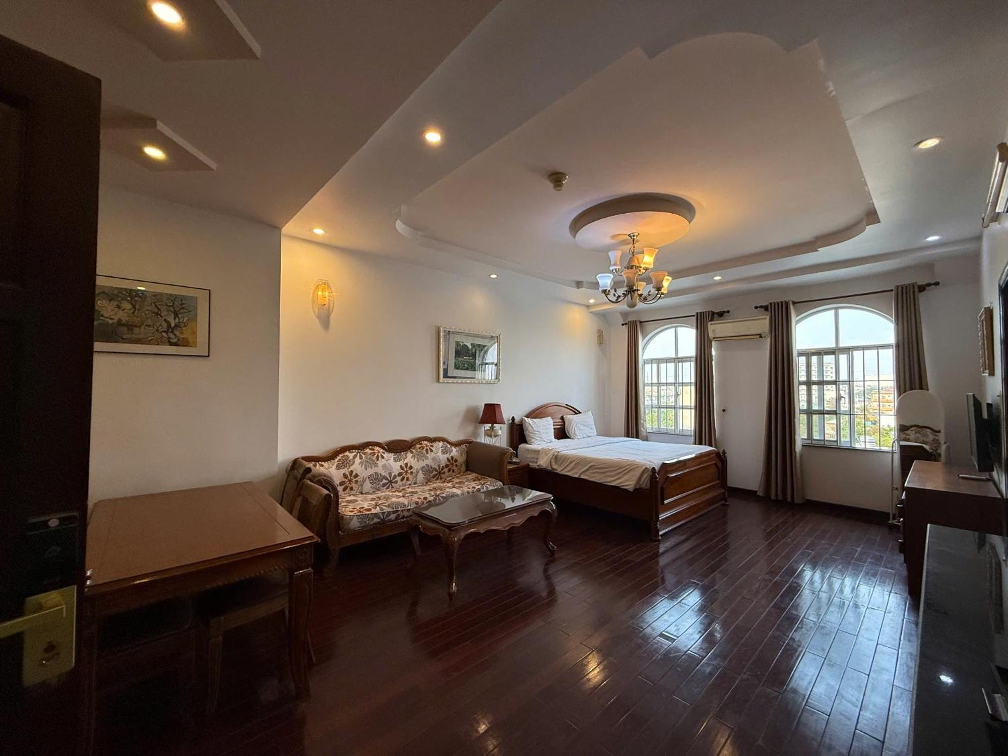 Hoa Phat Hotel & Apartment Cidade de Ho Chi Minh Exterior foto
