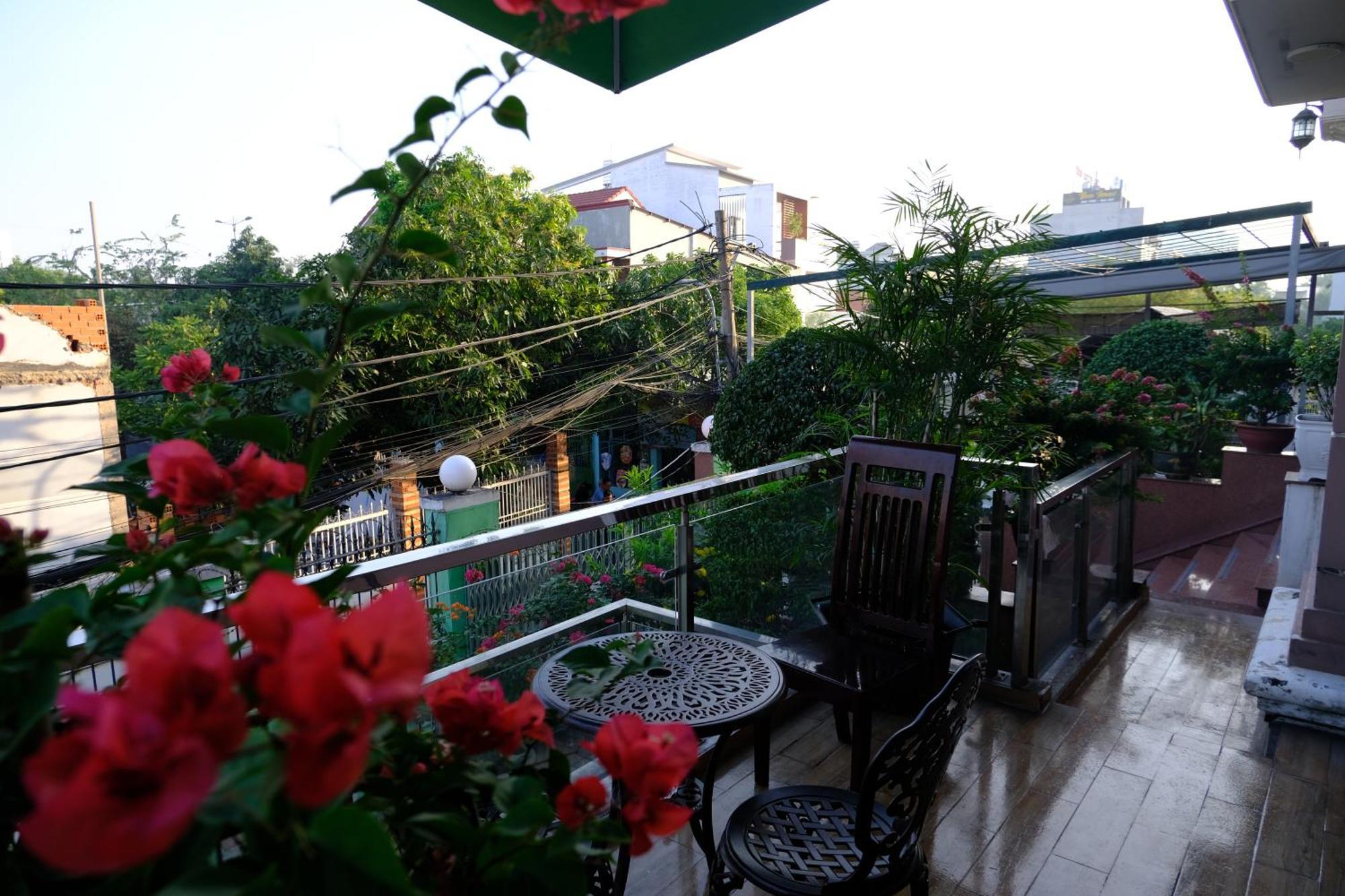 Hoa Phat Hotel & Apartment Cidade de Ho Chi Minh Exterior foto