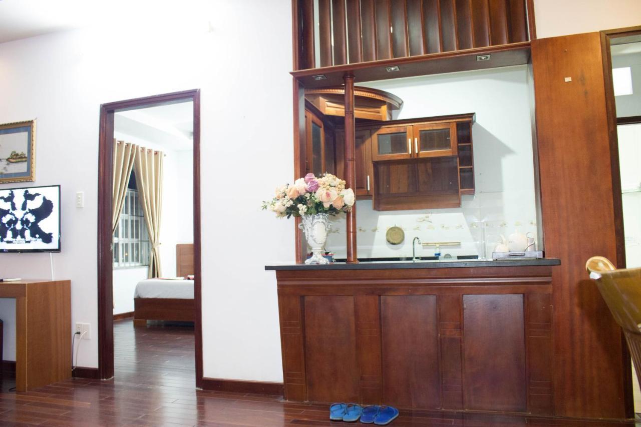 Hoa Phat Hotel & Apartment Cidade de Ho Chi Minh Exterior foto