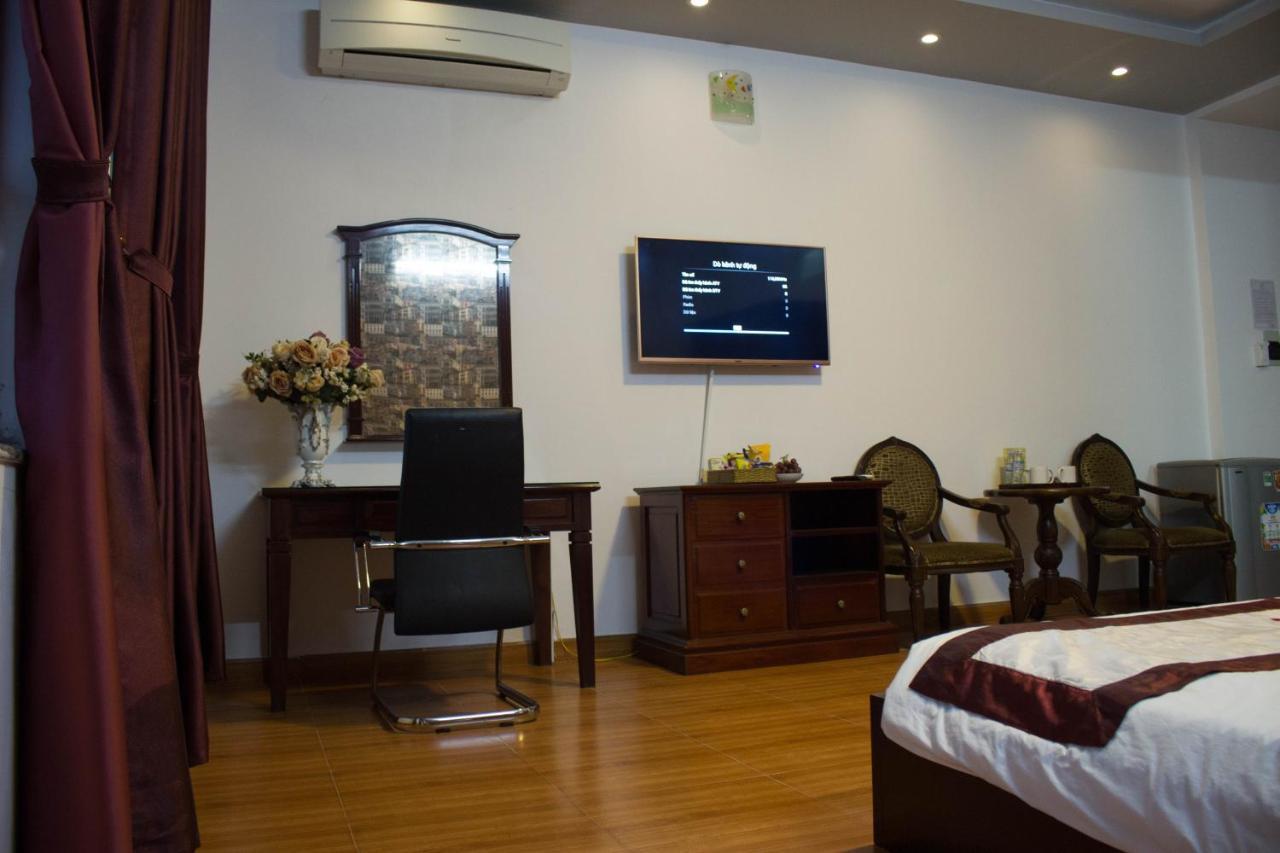 Hoa Phat Hotel & Apartment Cidade de Ho Chi Minh Exterior foto