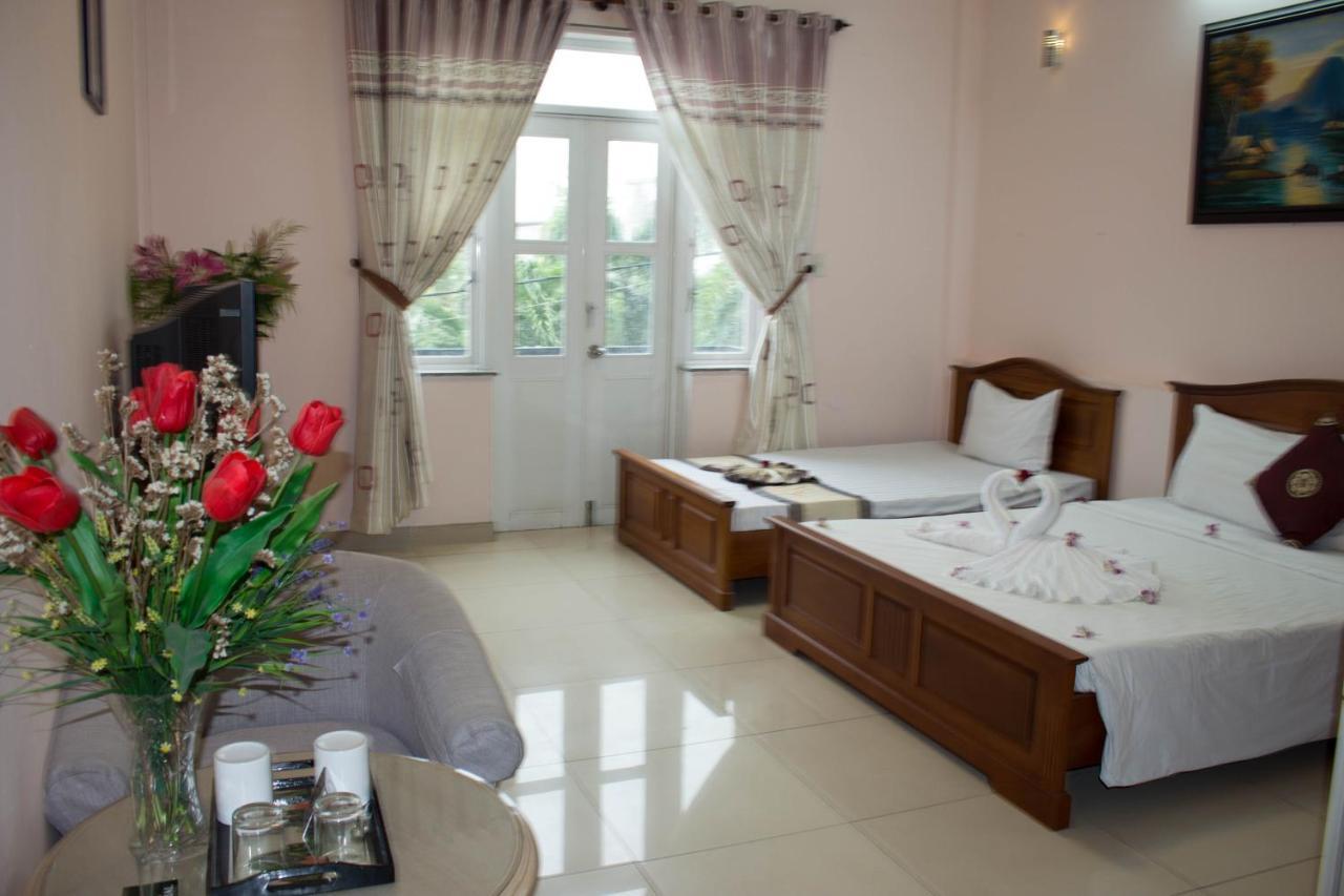 Hoa Phat Hotel & Apartment Cidade de Ho Chi Minh Exterior foto