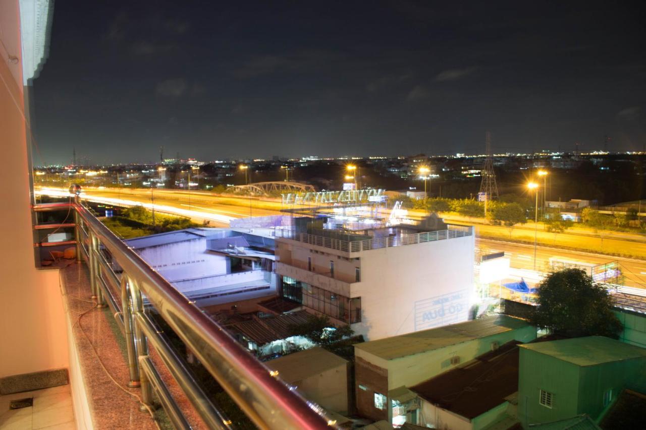 Hoa Phat Hotel & Apartment Cidade de Ho Chi Minh Exterior foto